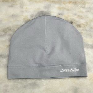 Satyn, SATIN-LINED SKULL CAP SKULL GRIS